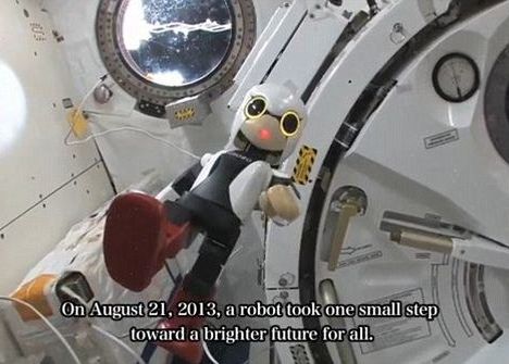 Kirobo, primul robot care ne vorbeste din spatiu VIDEO Kirobo Primul Robot Care Ne Vorbeste Din Spatiu