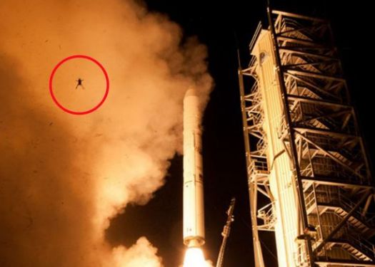 O Broasca A Eclipsat Lansarea Sondei Lunare Ladee De Catre Nasa