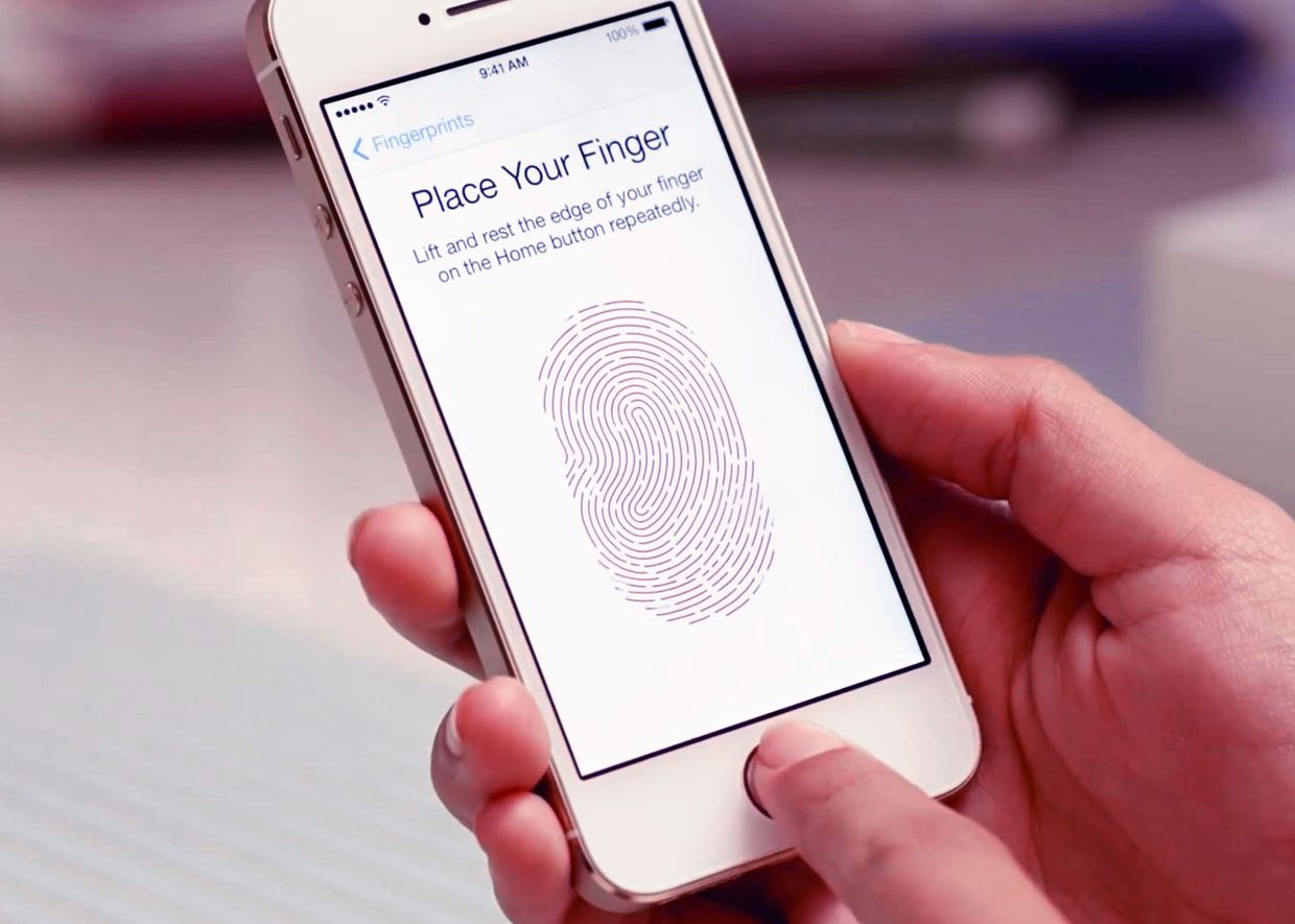 Un grup de hackeri din Germania sustine ca a spart scannerul de amprente de pe iPhone 5S Un Grup De Hackeri Din Germania Sustine Ca A Spart Scannerul De Amprente De Pe Iphone 5s