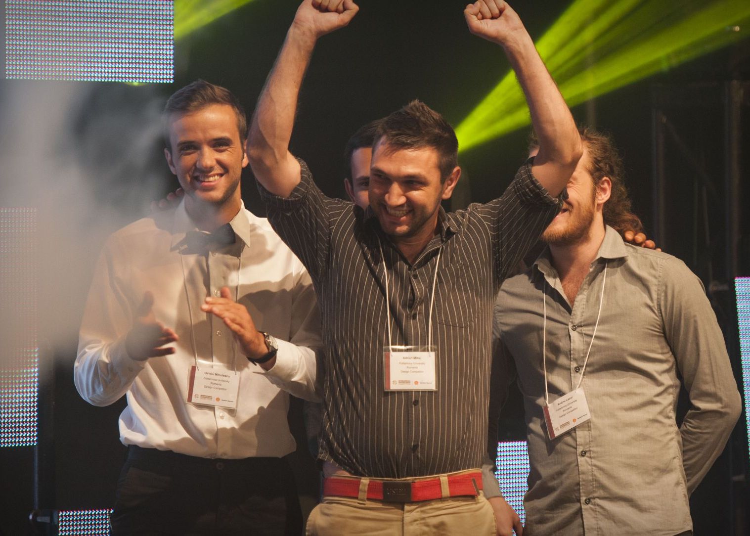 Ce au reusit sa faca patru studenti din Timisoara cu un pian si bilele de biliard Ce Au Reusit Sa Faca Patru Studenti Din Timisoara Cu Un Pian Si Bilele De Biliard