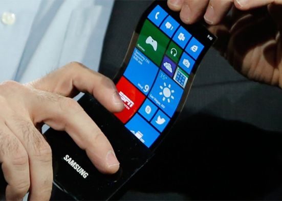 Samsung Si Lg Vor Lansa Telefoane Cu Ecran Curbat Luna Asta