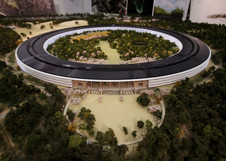 Sediul Apple Va Fi Ozn Noi Imagini Cu Cladirea Galerie Foto