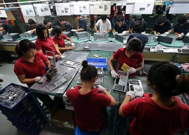 Foxconn Admite Ca S A Folosit De Studenti In Schimburi De Noapte Pentru Fabricarea Consolelor Ps4