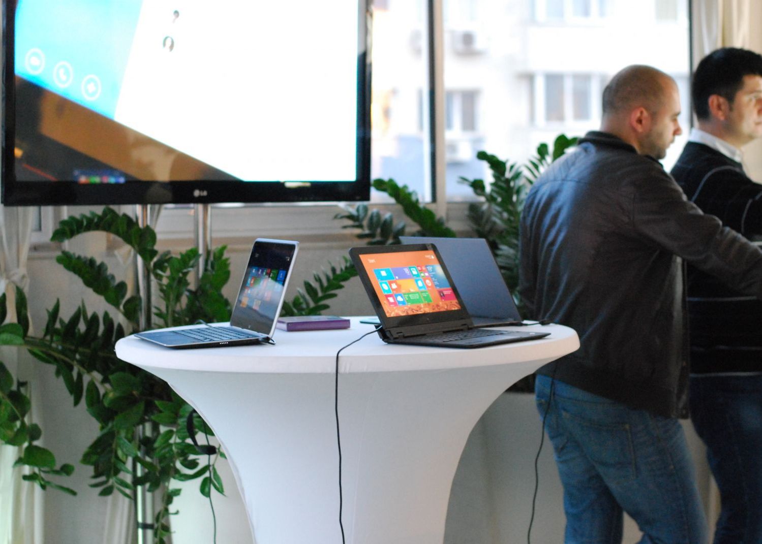 Windows 8 1 Acum In Romania Gratuit Pentru Cei Cu Windows 8 Nu Este Un Service Pack