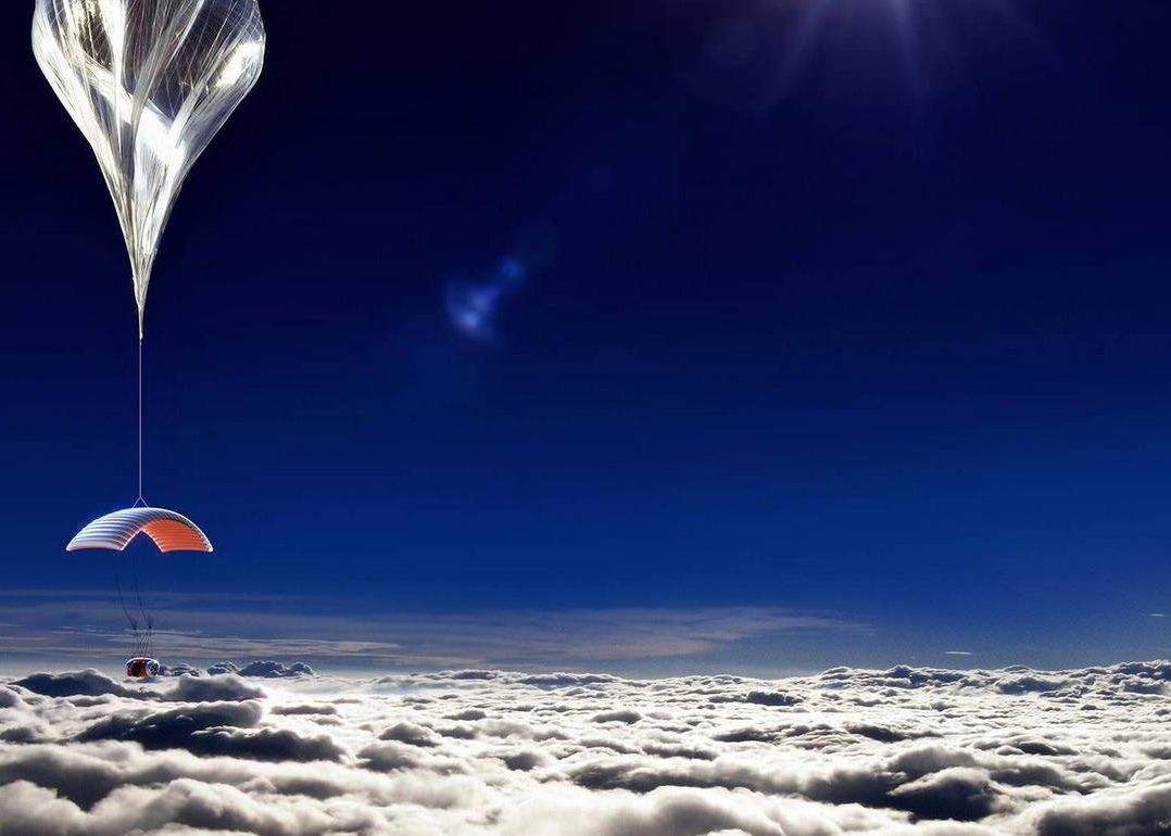 Cel mai tare restaurant din lume! Cum e sa iei cina in stratosfera Masa La Inaltime Suspendat De O Macara O Nimica Toata Cina Luata In Stratosfera E Noua Fita