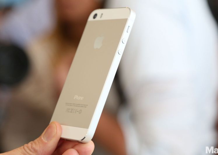 Erorile Descoperite La Bateria Noului Iphone 5s Apple Anunta Utilizatorii Ca Le Va Schimba Telefoanele