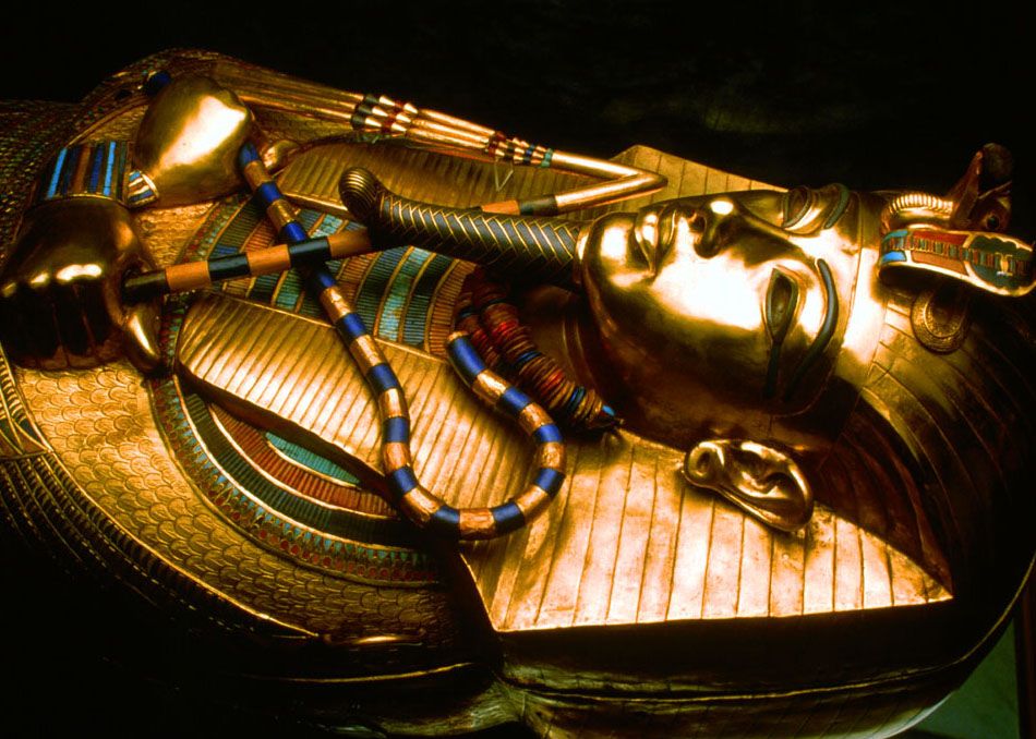 Mumia Faraonului Egiptean Tutankhamon A Ars Dupa Imbalsamare