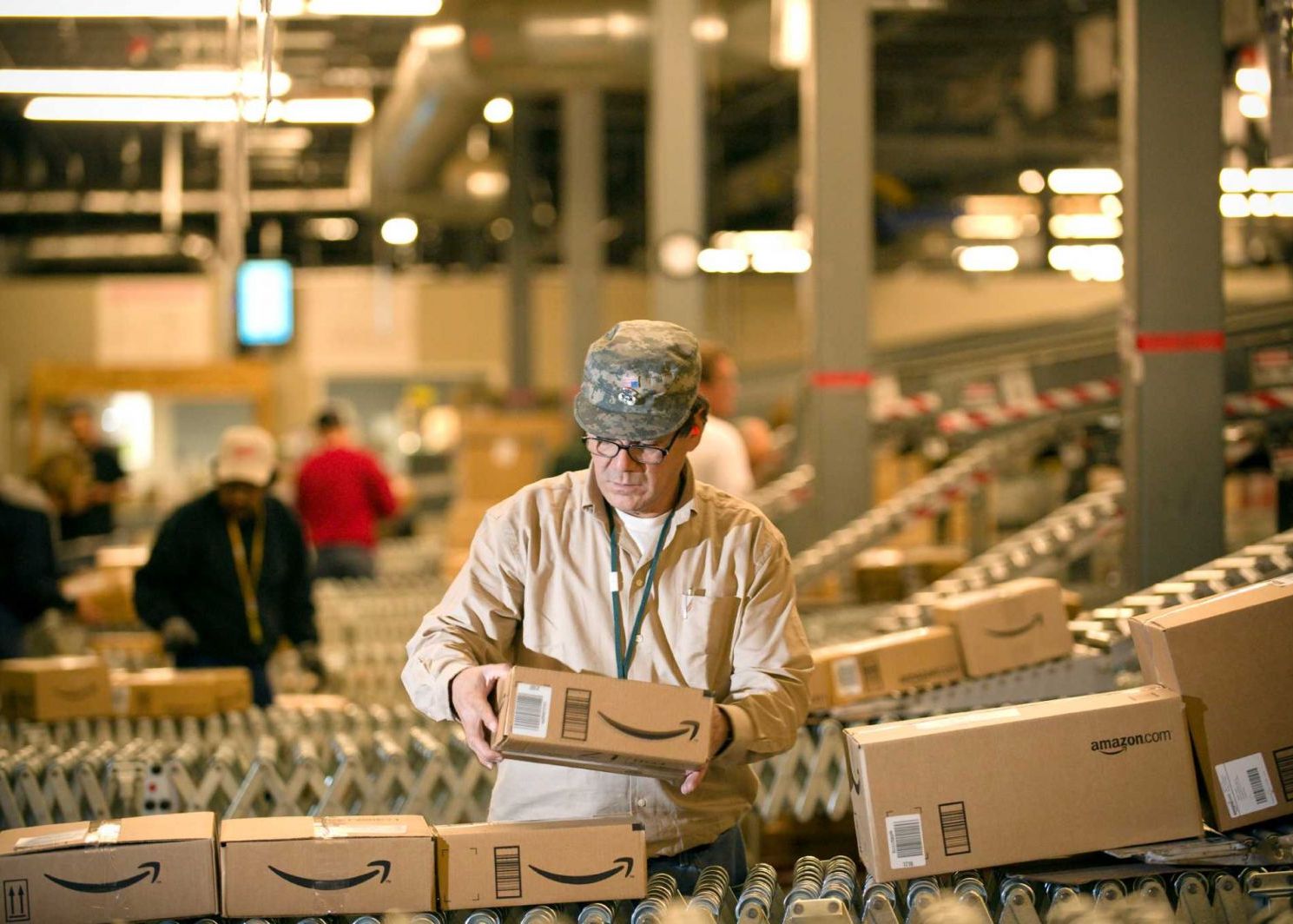 Cel Mai Mare Magazin Online Din Lume A Dat Startul Reducerilor De Black Friday