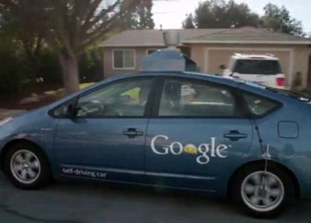 Geamurile electrice sunt retro . Google si Ford lucreaza un sistem prin care geamurile automobilului sa fie actionate prin gesturi facute cu mana in aer Geamurile Electrice Sunt Retro Google Si Ford Lucreaza Un Sistem Prin Care Geamurile Automobilului Sa