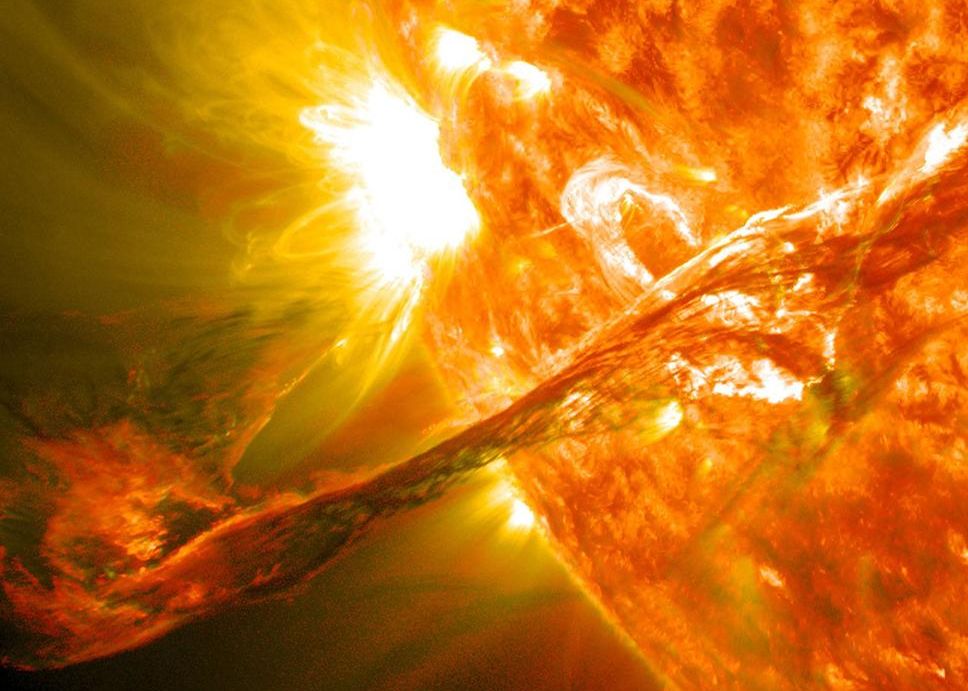 Soarele Se Da Peste Cap