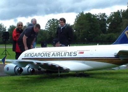 Airbus A380 Are Un Frate Mai Mic Care Poate Fi Radio Controlat Si Chiar Confundat Cu Un Avion De Adevaratelea