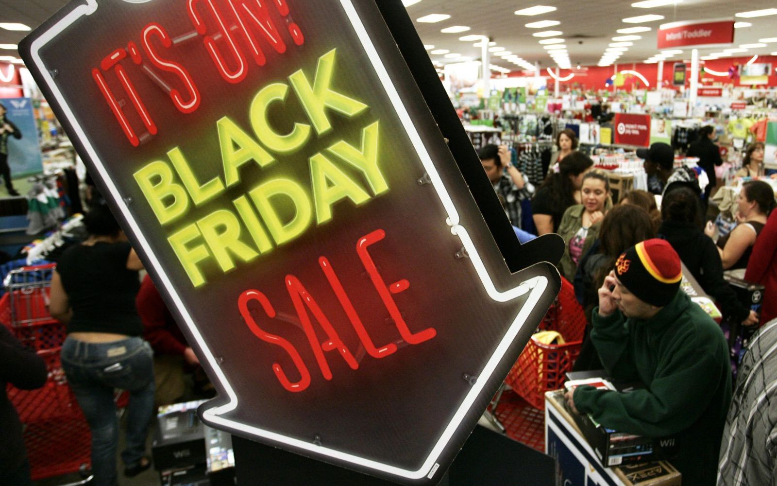 Black Friday 1 Live Text Sarbatoarea Reducerilor Incepe La Miezul Noptii