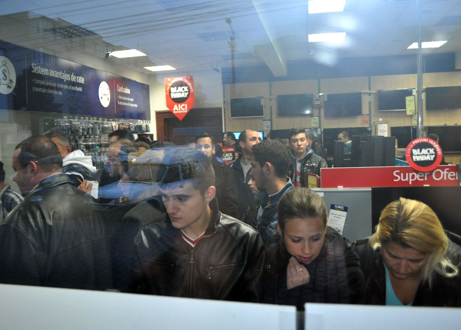 Early Black Friday a ajuns la jumatate. Cum ti s-au parut ofertele de pana acum? Early Black Friday A Ajuns La Jumatate Cum Ti S Au Parut Ofertele De Pana Acum