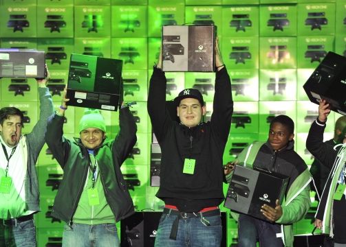Microsoft a vandut peste 1 milion de console Xbox One in primele 24 de ore Microsoft A Vandut Peste 1 Milion De Console Xbox One In Primele 24 De Ore