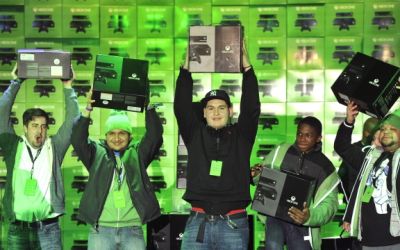 Microsoft a vandut peste 1 milion de console Xbox One in primele 24 de ore