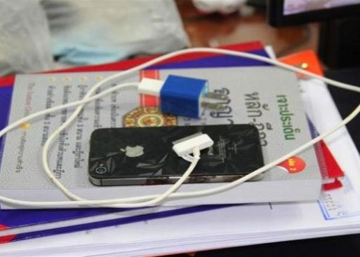 Incarcatoarele Contrafacute Pentru Iphone Fac O Noua Victima