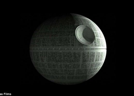 Expertii militari sustin ca Luna ar putea fi transformata intr-o Stea a Mortii de catre fortele militare chineze Expertii Militari Sustin Ca Luna Ar Putea Fi Transformata Intr O Stea A Mortii De Catre Fortele Militare