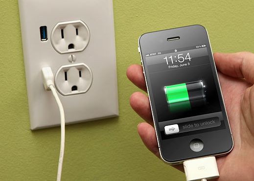 Dispozitivele Care Dubleaza Durata De Functionare A Smartphone Ului Ce Faci Cand Ramai Fara Baterie