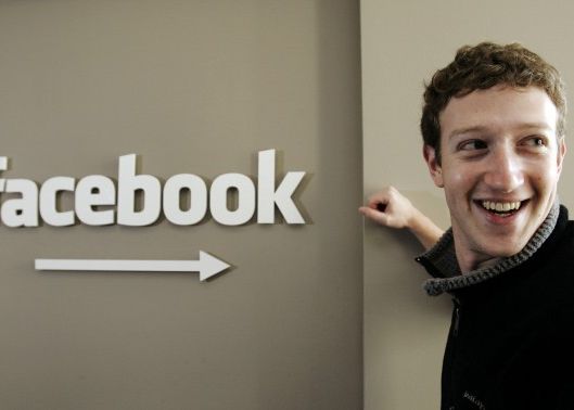 Ce S A Intamplat Cu Noul Design De La Facebook Promis De Mark Zuckerberg Din Martie