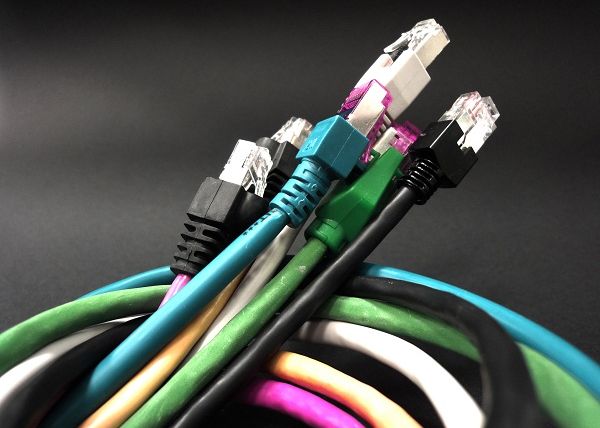 Ce 42 Dintre Romani Nu Au Utilizat Niciodata Internetul Doar 5 Acceseaza Servicii Publice Online