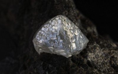 Antarctica ar putea avea o multime de diamante, dar nimeni nu le poate extrage