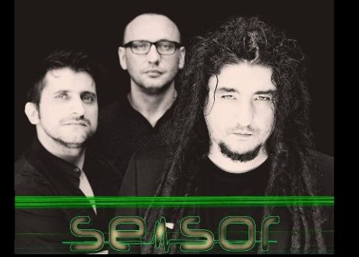 Primul Album Lansat Pe Usb Trupa Sensor Canta La Gadgeturi Si Prezinta Urban Symphonik Beats