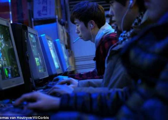 Internetul Poate Da O Dependenta Comparabila Cu Cea Pentru Stupefiante