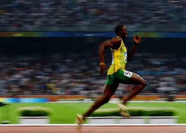 Genunchii Simetrici Secretul Succesului Pentru Campionul Usain Bolt