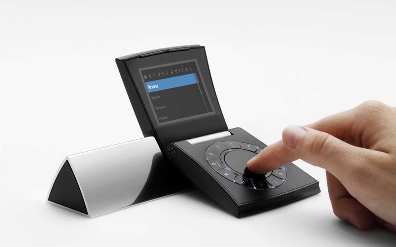 Cele Mai Urate Si Mai Ciudate Telefoane Din Istorie Galerie Foto