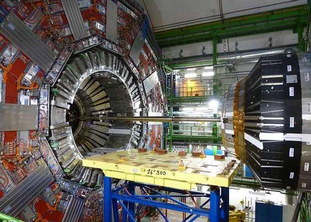 Acceleratorul De Particule De La Geneva A Fost Imbunatatit Pentru A Deslusi Misterul Materiei Negre