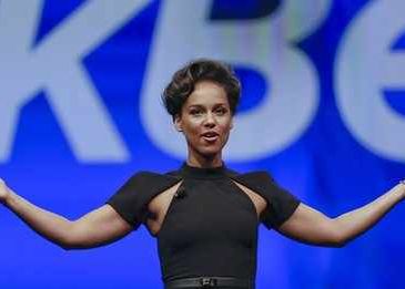 Una Dintre Cele Mai Cunoscute Artiste R N B Renunta La Pozitia Inalta Pe Care O Detinea In Compania Blackberry