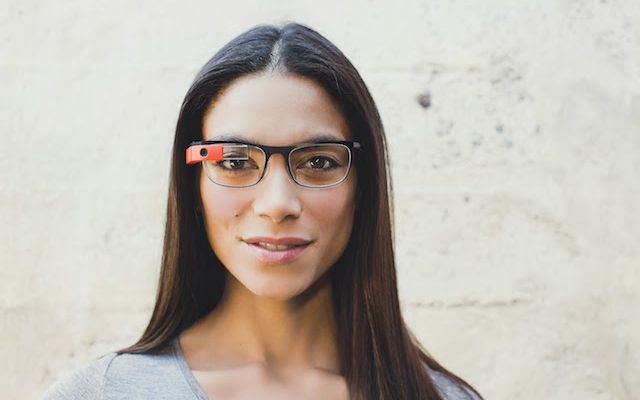 Google Glass Acum Si Pentru Cei Care Poarta Ochelari De Vedere