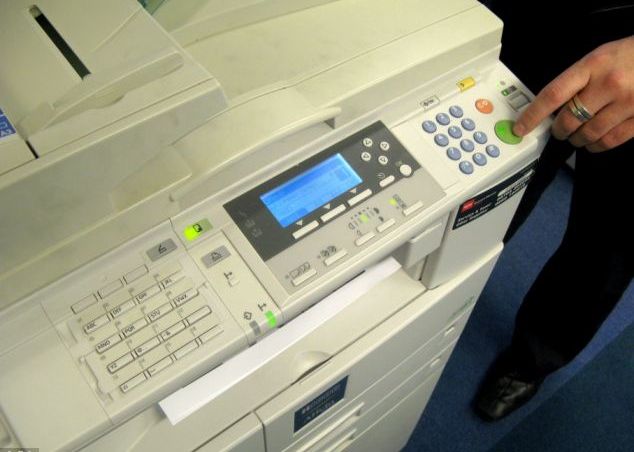 Japonezii Au Inventat Hartia Refolosibila Pe Care Se Poate Imprima Doar Cu Apa