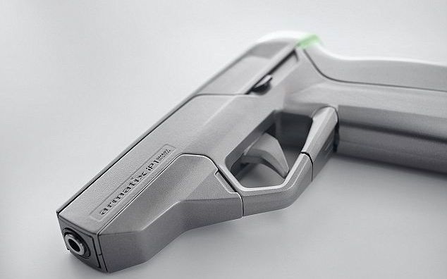 Armatrix a realizat arma care trage doar cand se afla in mana celui a cui e Armatrix A Realizat Arma Care Trage Doar Cand Se Afla In Mana Posesorul