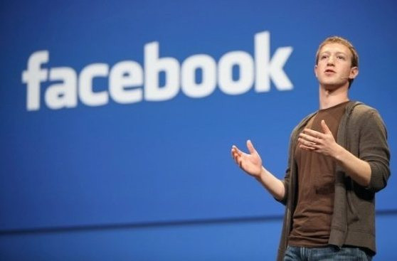 Cadou de 20 de euro pentru Mark Zuckerberg! Ce a primit fondatorul retelei Facebook. VIDEO