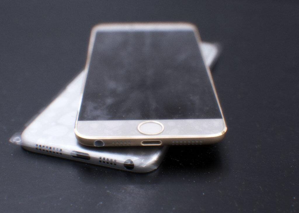 iPhone 6. Imaginile cu presupusul smartphone au fost deazvaluite pe Twitter Iphone 6 Va Arata Aproape Sigur Asa Cele Mai Noi Imagini Aparute Pe Net