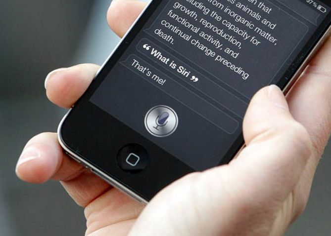 Yahoo Investeste 10 Milioane De Euro Pentru A Crea Un Siri Mai Inteligent