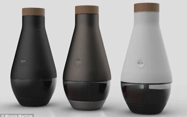 Miracolul e posibil. Apa se poate transforma in vin Miracol Apa Se Poate Transforma In Vin