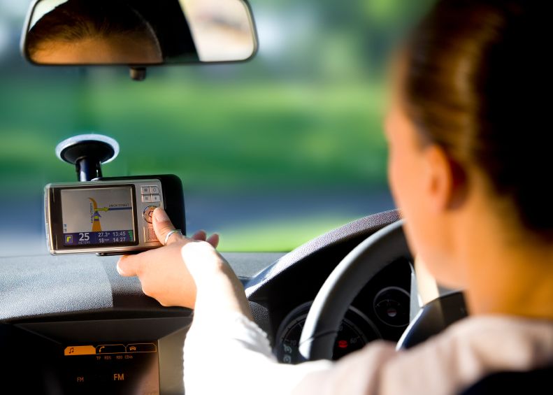 Top 5 Aplicatii Pe Care Trebuie Sa Le Ai In Masina