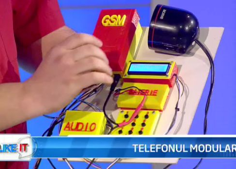 Ilikeit Telefonul Construit Acasa Viorel Spanu Si A Prezentat Dispozitivul Construit Cu Piese Din Magazine