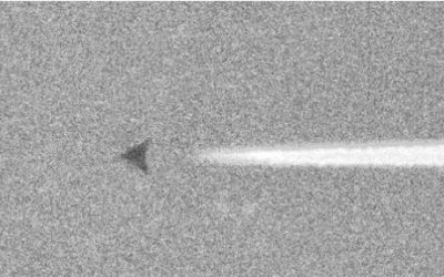 Obiectul misterios fotografiat pe cer de mai multi bloggeri. E diferit fata de orice aparat de zbor cunoscut