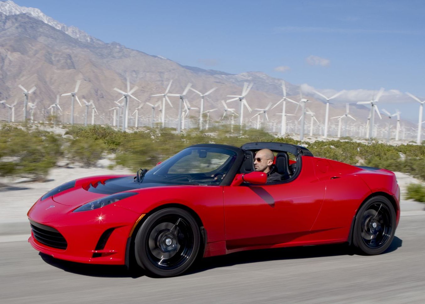 Automobilul Electric Care Poate Fi Deschis De Hackeri