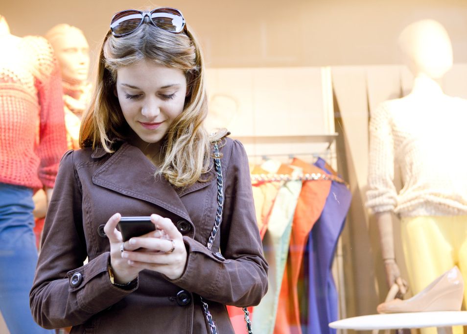 Romanii Care Vorbesc Pe Cartela Pre Pay Trebuie Sa Arate Buletinul