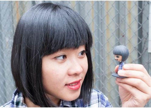 Selfie La Puterea A Doua Gadgeturile Pentru Selfie Ul 3d Prezentate La Un Targ Din Birmingham