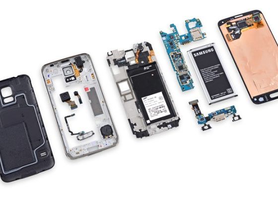 Cat de usor se repara un Samsung Galaxy S5. Telefonul, dezmembrat bucata cu bucata Cat De Usor Se Repara Un Samsung Galaxy S5 Telefonul Dezmembrat Bucata Cu Bucata