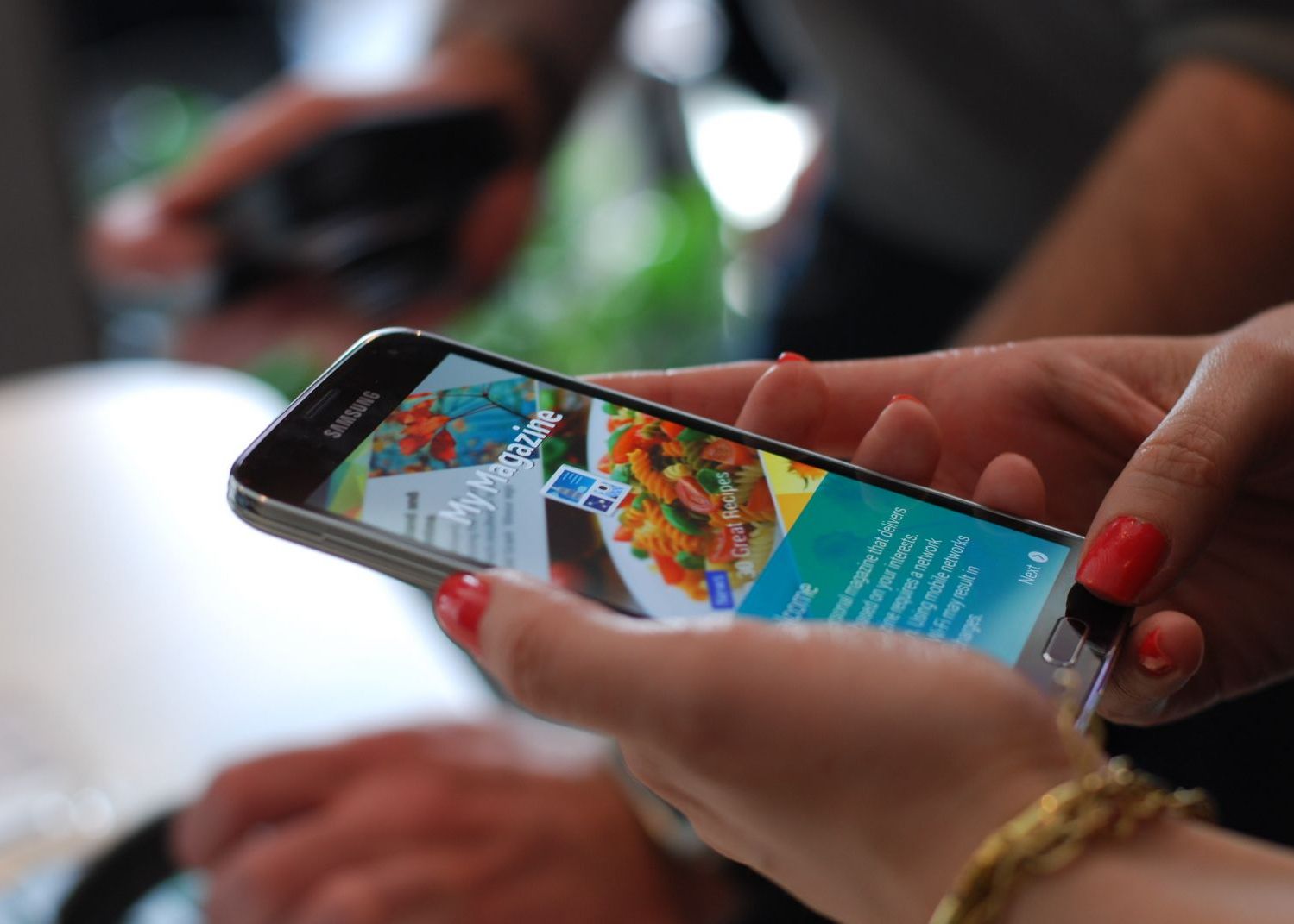 Cat Costa Un Samsung Galaxy S5 Pretul Fiecarei Componente