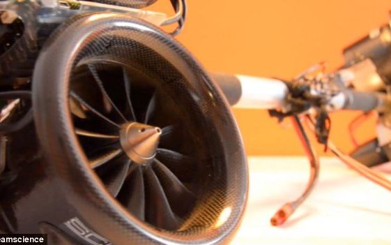 Impulsul De Care Ai Nevoie In Snowboarding Si Skateboarding Poate Fi Dat De Doua Motoare Asemanatoare