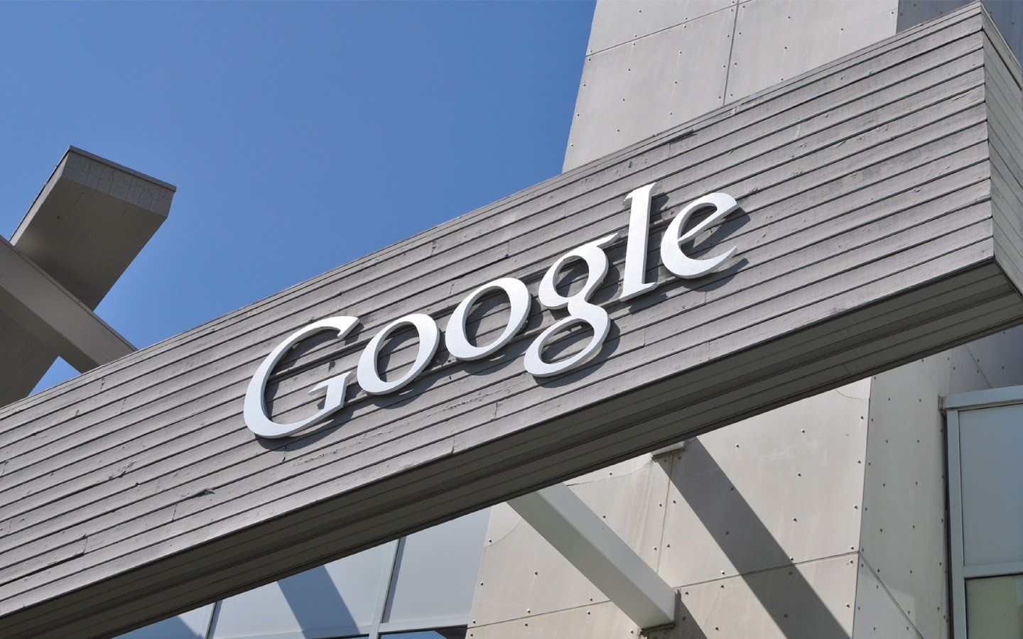 E oficial: Google iti scaneaza mailurile! E Oficial Google Iti Scaneaza Mailurile