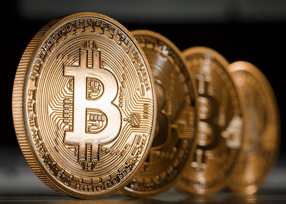 Mitul Bitcoin Se Prabuseste Mt Gox Intra In Lichidare