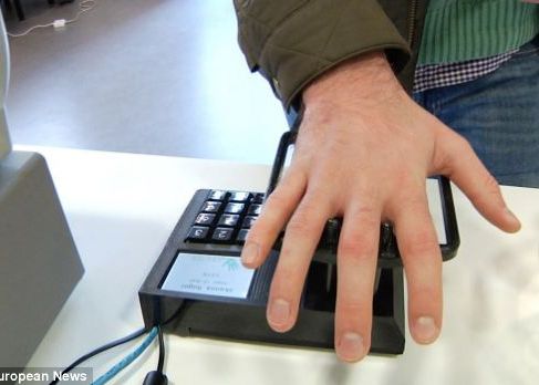 Uitati De Card Platile Se Pot Face Chiar Si Cu Palma